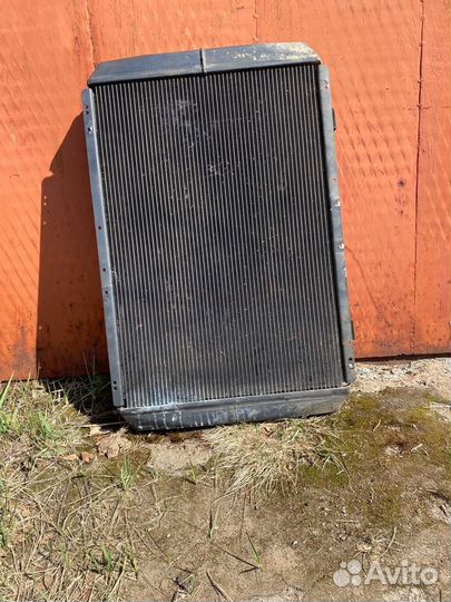 Продам радиатор УАЗ