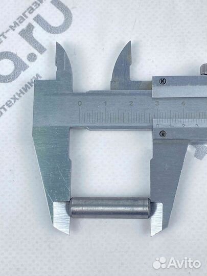 Ось ролика вариатора Сафари (L30мм)