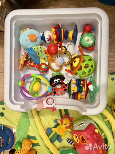 Игрушки для малышей