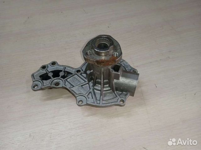 Помпа Audi 80/passat b3