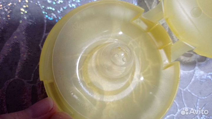 Накладки на грудь medela