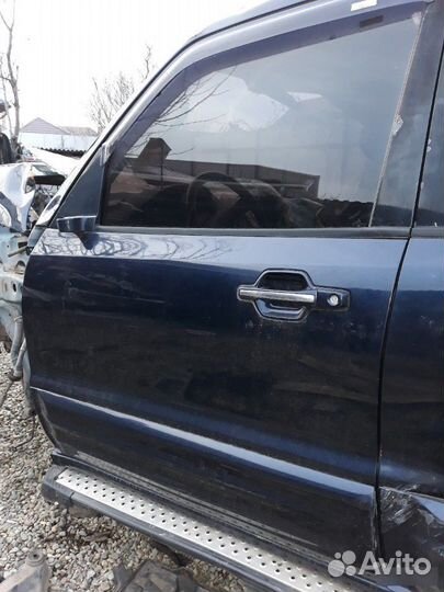 Дверь mitsubishi pajero 3