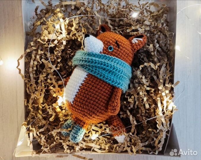 Вязанная лисичка