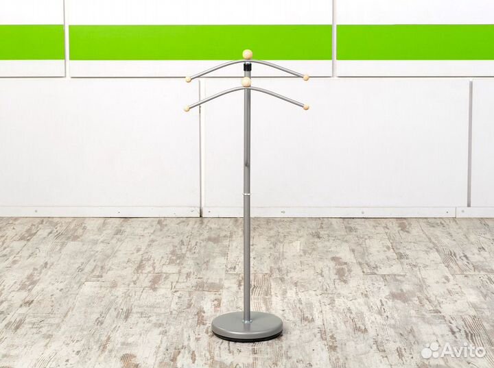 Вешалка Россия