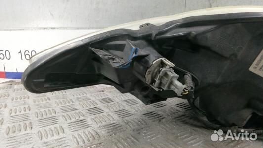 Фара правая peugeot 107 1 (5BL03MU01)