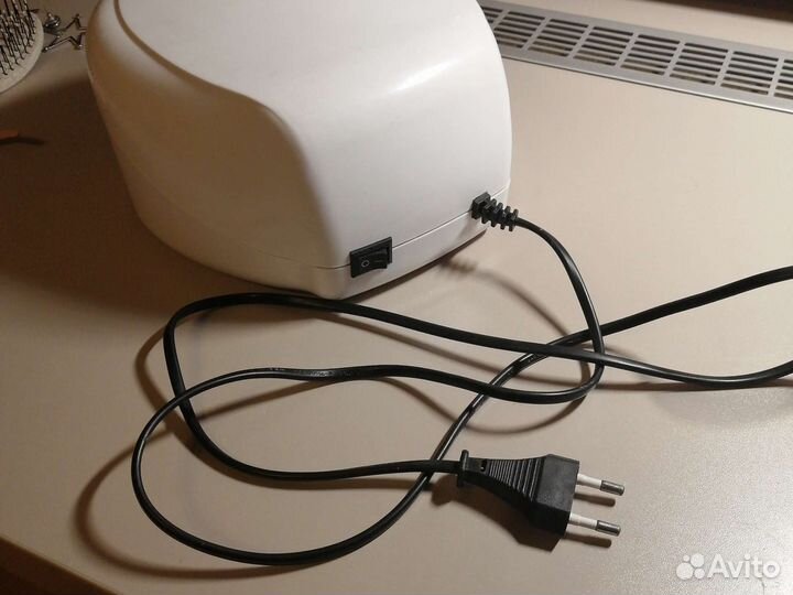 Лампа для маникюра