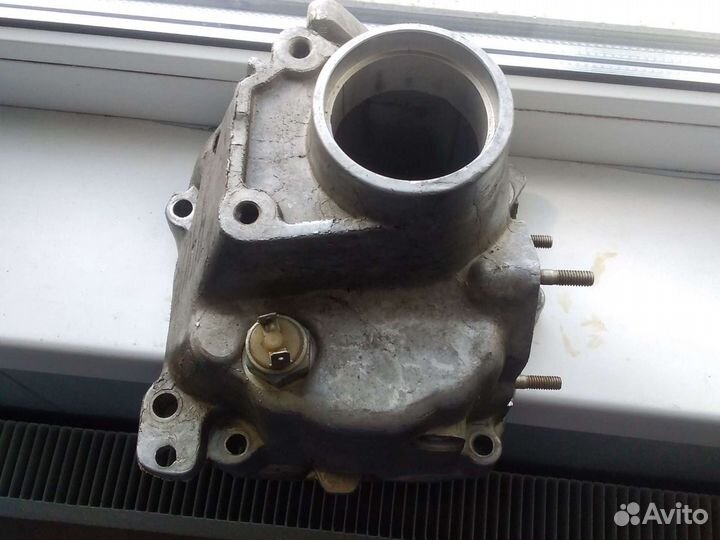 Крышка кпп 2101 зад.Тольятти