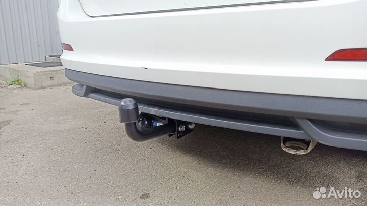 Фаркоп на Skoda Rapid / Volkswagen Polo