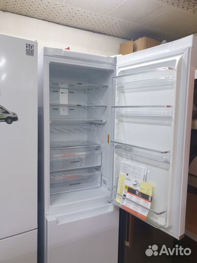 Холодильник Whirlpool W7 931T / Новый