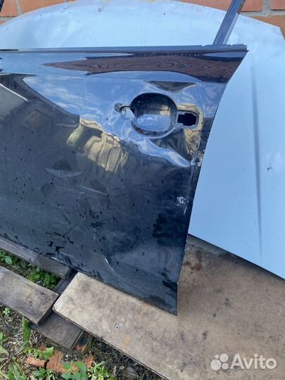 Дверь передняя левая на volkswagen polo sedan