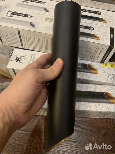 Продам светильники новые