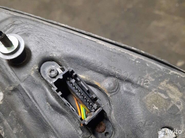 Левое зеркало Renault megane 1