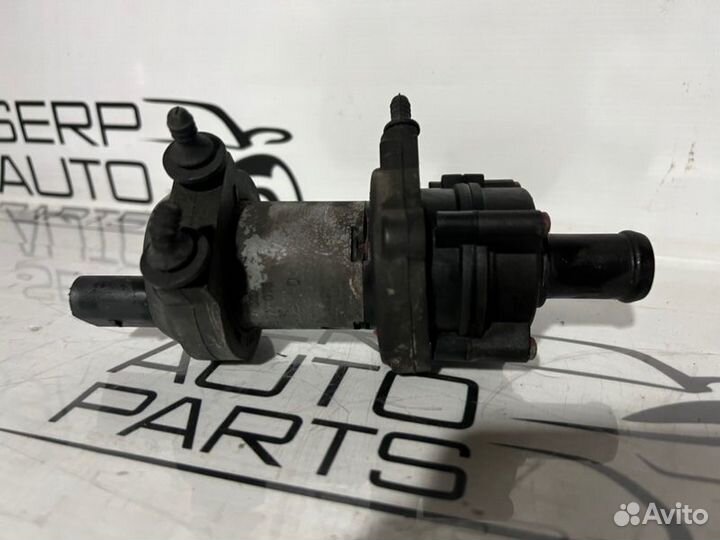 Насос охлаждающей жидкости Volkswagen Touareg 7L