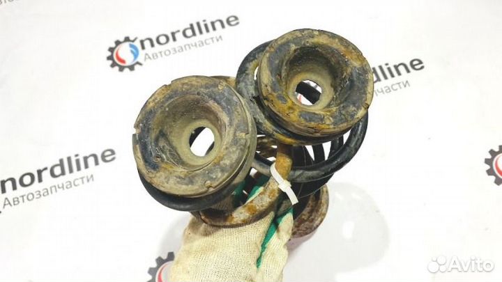 Пружина амортизатора комплект задняя Volkswagen