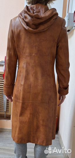 Винтажный кожаный плащ