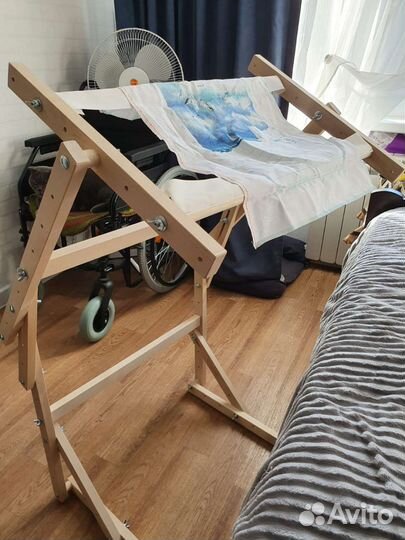 Станок для вышивания напольный