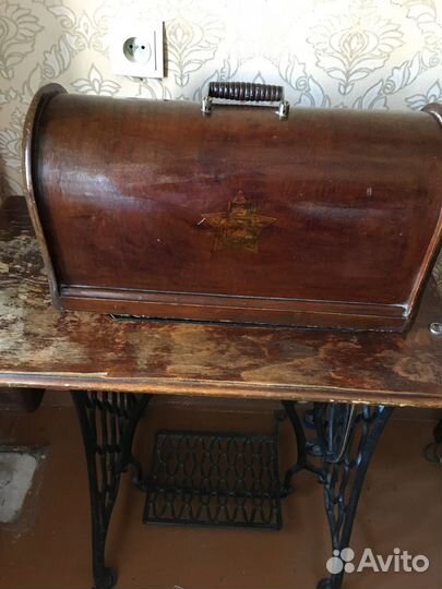 Швейная машинка бу 