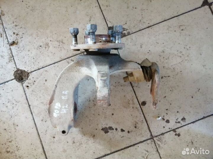 Кулак поворотный передний правый Ford Focus 2 CB4