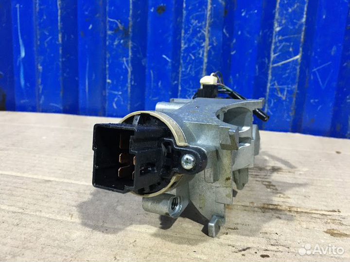 Замок зажигания Mazda 6 GG 1.8 L8 2003