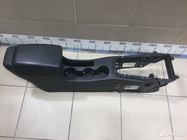 Подлокотник Opel Astra J A14NET 2012