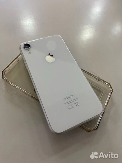 iPhone Xr, 64 ГБ