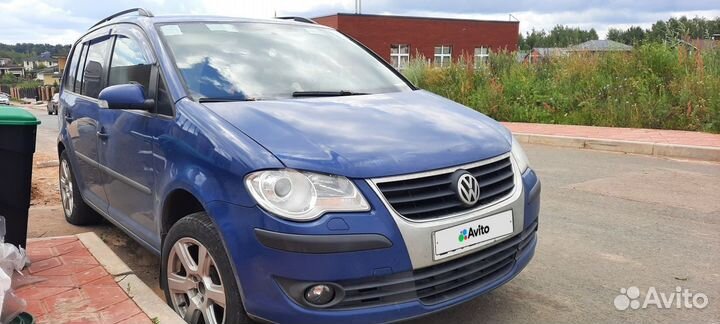Volkswagen Touran 1.6 МТ, 2008, 333 000 км