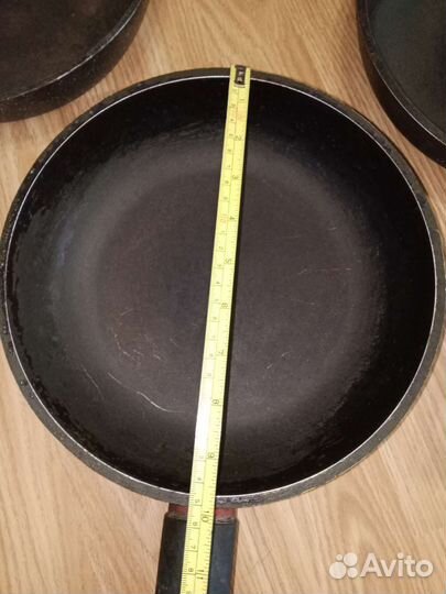 Сковородки б/у