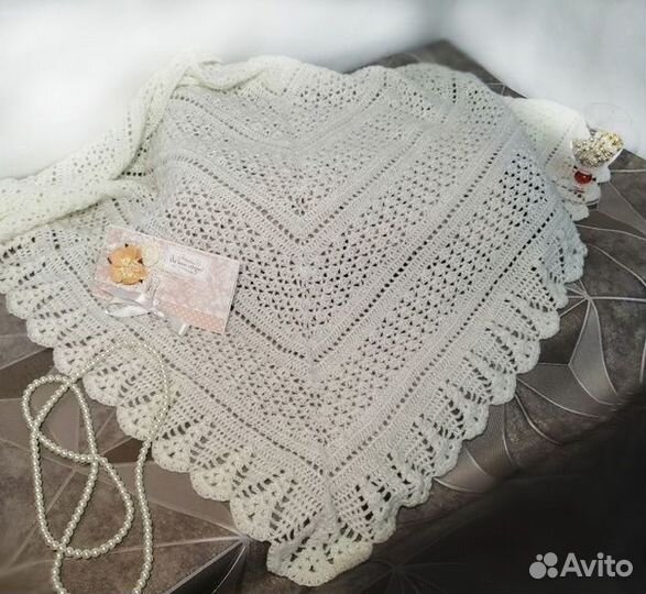 Шаль вязаная крючком