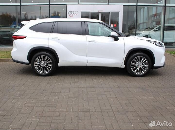 Toyota Highlander 2.0 AT, 2025, 10 км