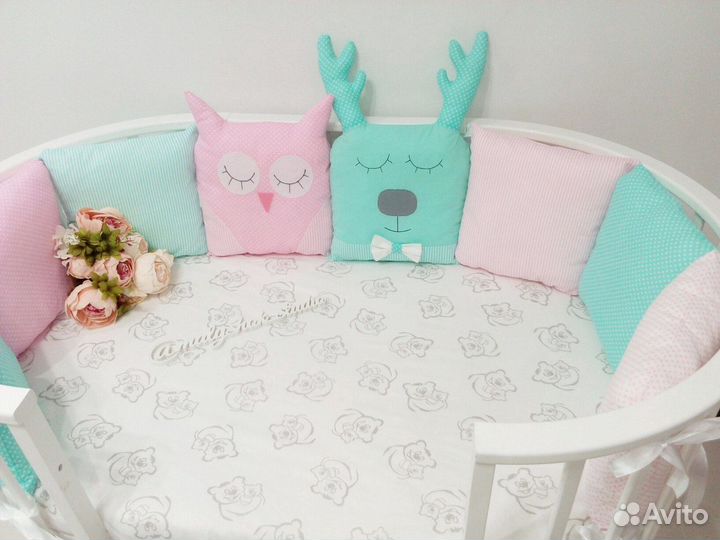 Бортики подушки в кроватку на 4 стороны (12 шт.)