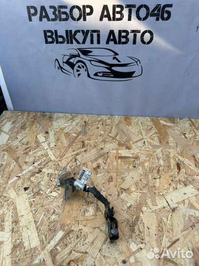 Клемма аккумулятора Kia Ceed ED хэтчбек 1.6 G4FC