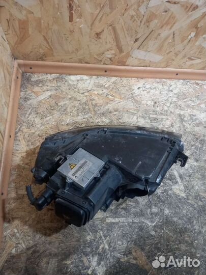 Фара Правая Ксенон Ауди А3 8P В сборе Левый руль