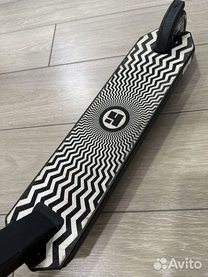 Трюковый самокат hipe H4 чёрный