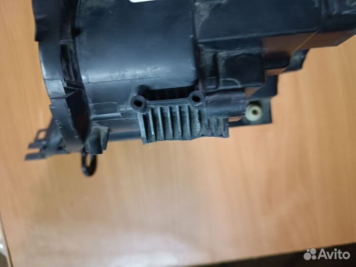 Корпус правой фары миникупер контримен