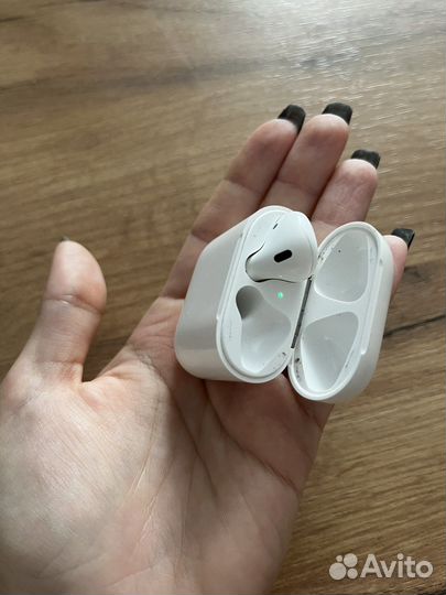 Наушники apple