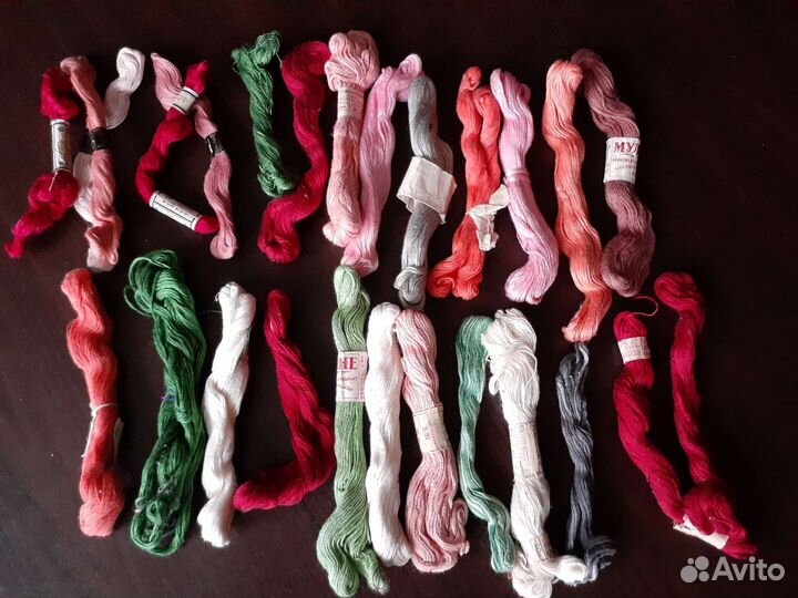 Пряжа, нитки, тесьма для рукоделия