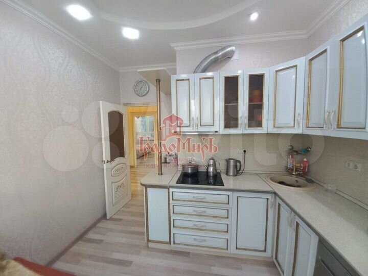 2-к. квартира, 64 м², 2/14 эт.