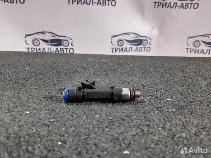 Форсунка Astra J