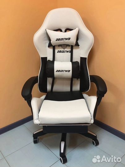 Офисное кресло (геймерское). Кресло для директора