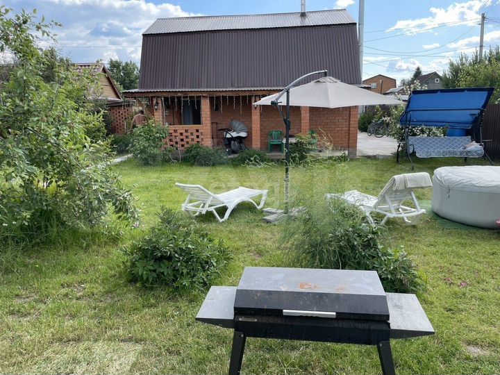 Дом 46,5 м² на участке 5,8 сот.