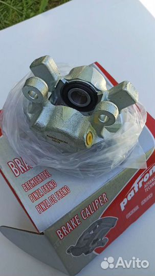 Суппорт тормозной передний правый Volvo 850 t5