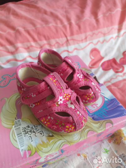 Обувь на девочку 19 размер