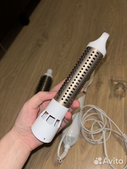 Фен щетка philips