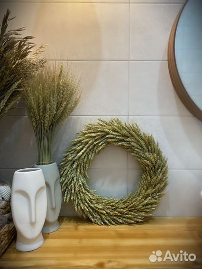 Венок из пшеницы
