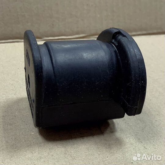 Сайлентблок рычага задний Primera P10