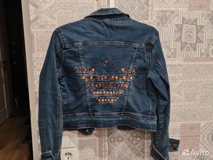 Куртка джинсовая