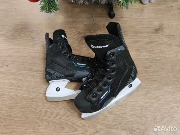 Коньки хоккейные 34 размер