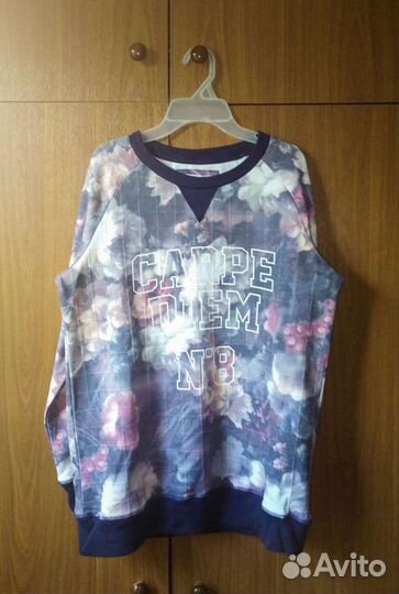 Свитшот женский с надписью