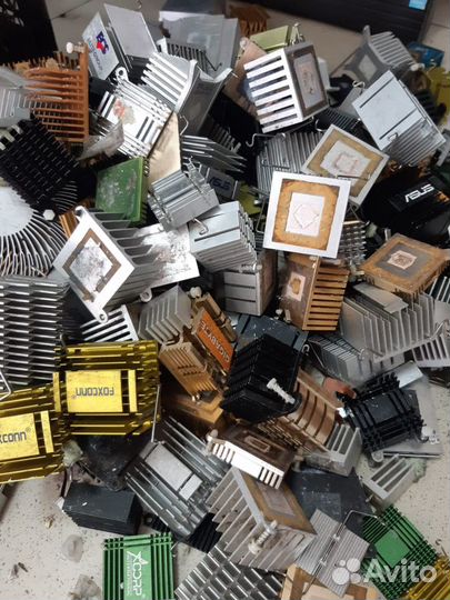 Радиаторы в ассортименте алюминиевые разной формы