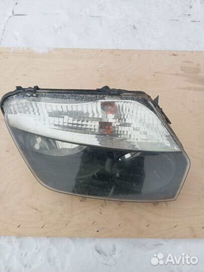 Фара на renault duster